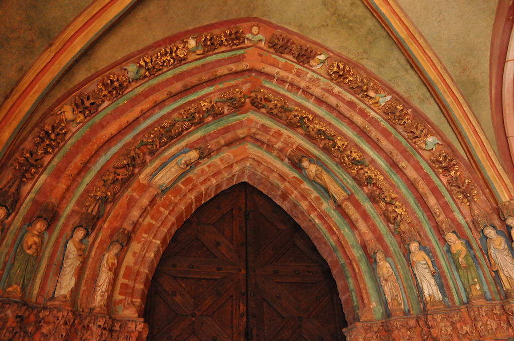 L'entrée de la basilique